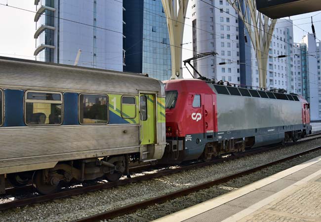 El tren Intercidade hacia Coímbra.