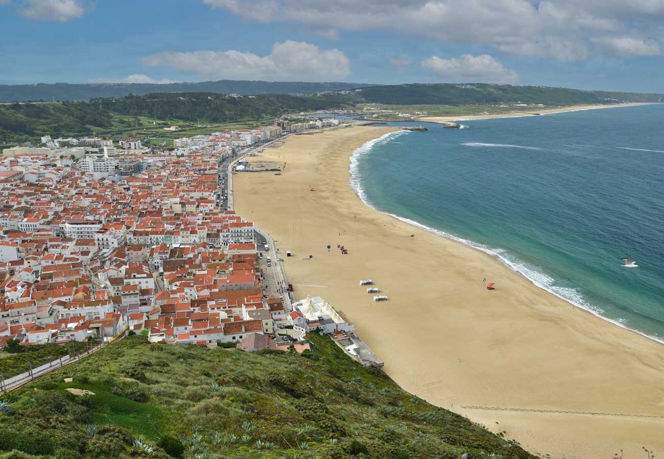 A Praia de Nazaré Portugal