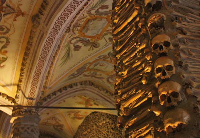 Capela dos Ossos Chapelle des Os Evora