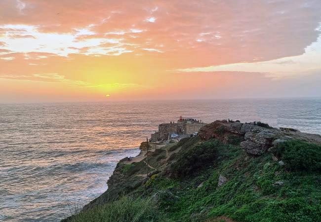 Atardecer sobre el Forte de São Miguel Arcanjo
