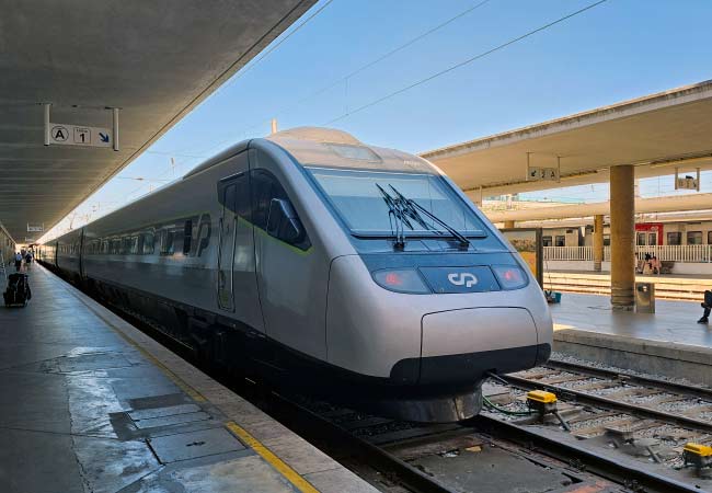 Los trenes Alfa Pendular De Lisboa a Coímbra 