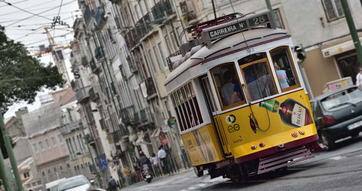 Les trams jaunes traditionnels de Lisbonne