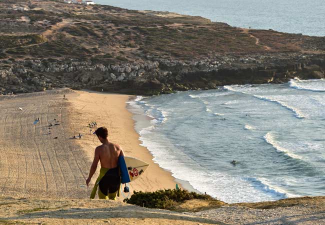 Surfing Praia da Foz do Lizandro