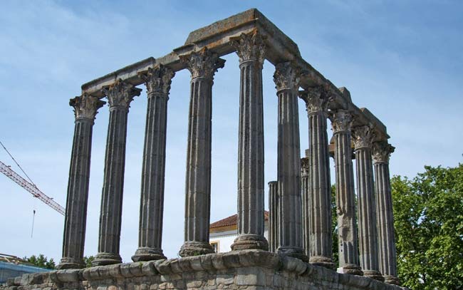 Templo Romano de Diana en Evora